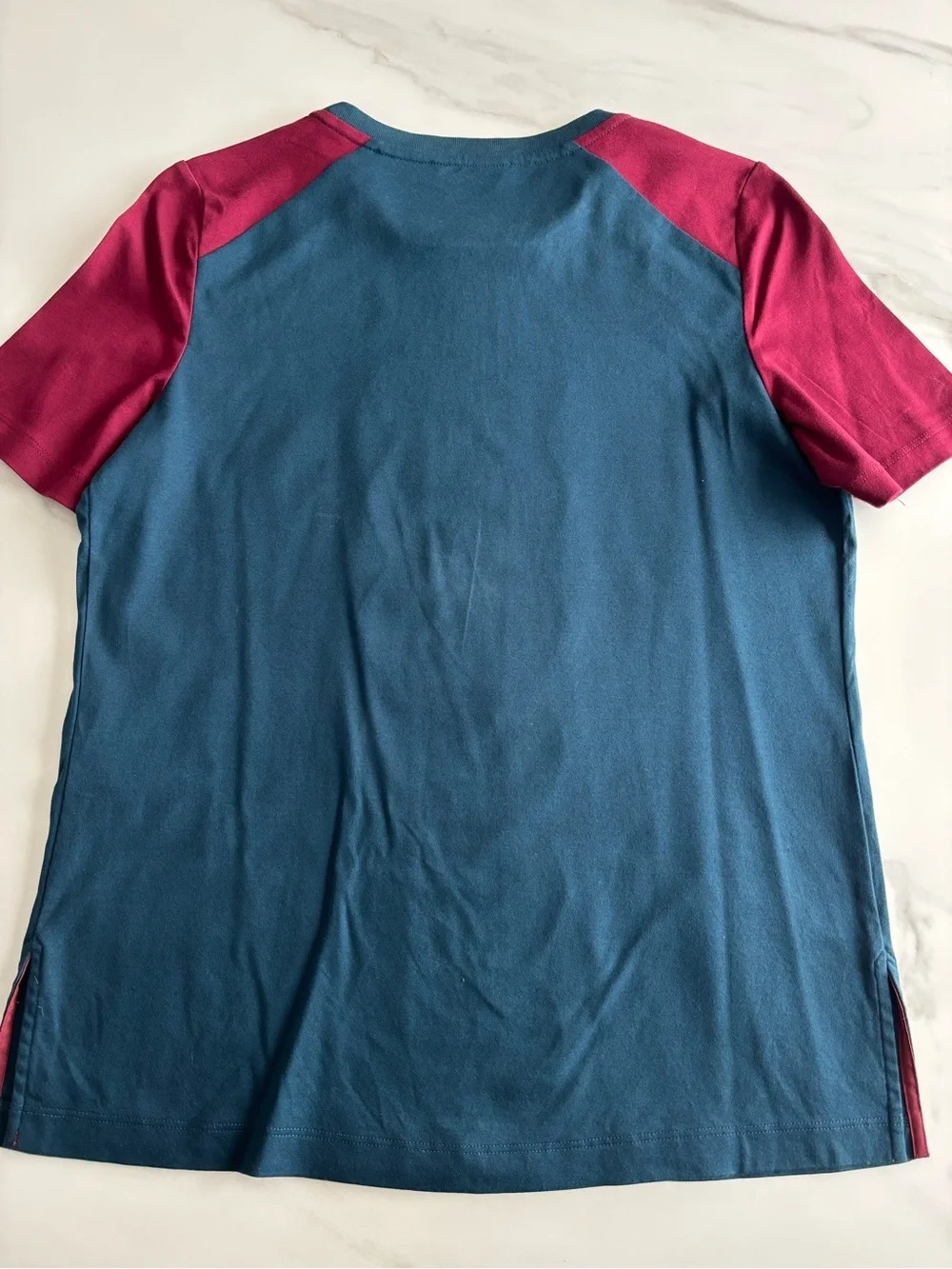 Tori Burch Color block Embroidered Detail Tee Blue & Burgundy Sz M